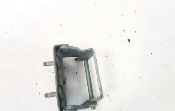 Ford Focus Tailgate/trunk/boot hinge