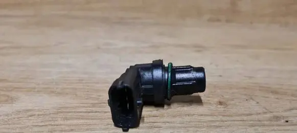 Volvo S80 Camshaft position sensor 0232103063