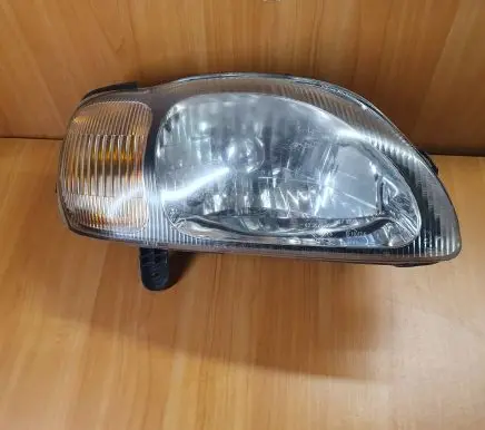 Suzuki Baleno EG Headlight/headlamp 10032617 KOITO10032617