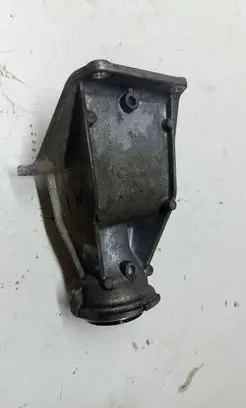 BMW 7 G11 G12 Driveshaft support bearing bracket 8639383
