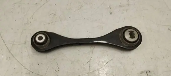 BMW i4 Rear control arm 6878631
