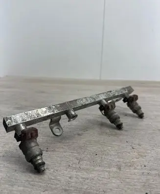 Chevrolet Lacetti Fuel injector 96337761
