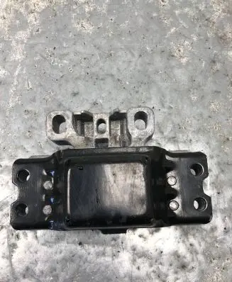Volkswagen Golf V Engine mount bracket 1K0199555AC