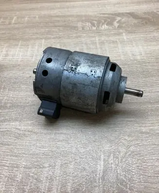 Peugeot 206 Heater fan/blower 0130101117