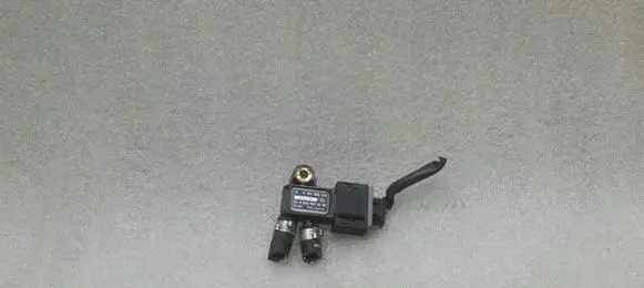 Mercedes-Benz A W176 Exhaust gas pressure sensor A6429050200