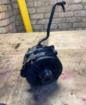 Mercedes-Benz ML W163 Generator/alternator 10480408 A0001502550 14V190A