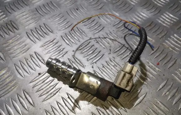 Nissan Qashqai Camshaft vanos timing valve 
