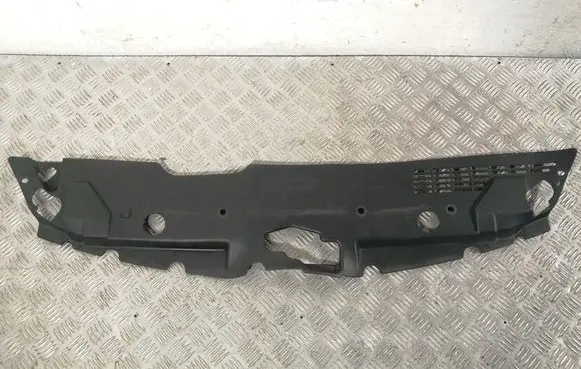 Toyota Corolla Verso AR10 Radiator trim 532890F020 532890F010