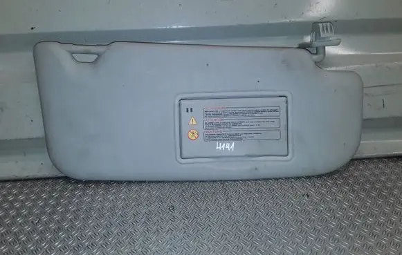 Nissan Qashqai Sun visor