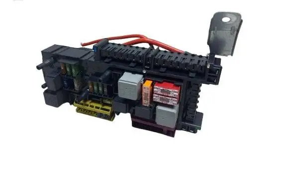 Mercedes-Benz C W204 Fuse module 5dk009225-KASACJ 5dk009225