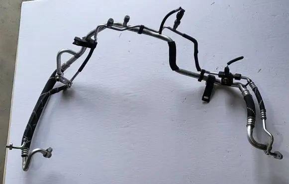 Peugeot 3008 II Air conditioning (A/C) pipe/hose 9855619380