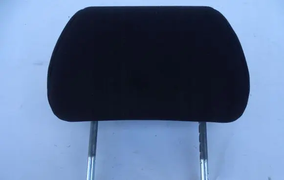 Ford Mondeo Mk III Rear seat headrest 