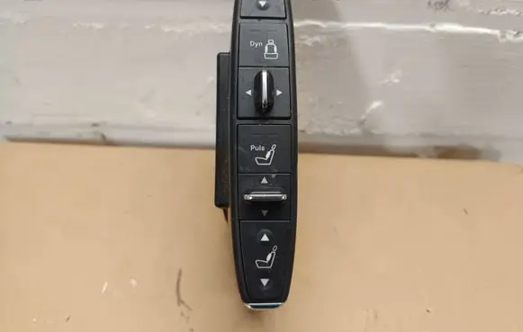 Mercedes-Benz CLS C218 X218 Seat control switch A2129056600 0065490 03468020