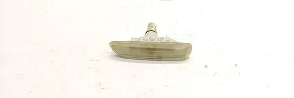 BMW 3 E46 Front fender indicator light 63132228591 311213