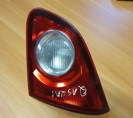 Nissan Qashqai Tailgate rear/tail lights 89071164 26550JD80B P32LB00T