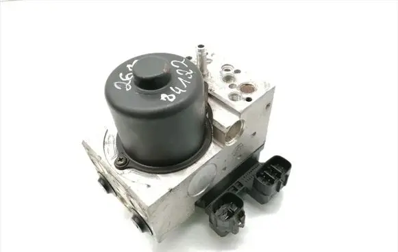 Lexus IS 200-300 ABS Pump 133200-5040