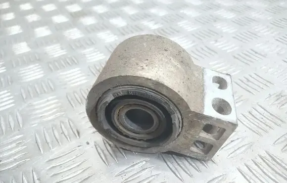 Opel Astra J Front wishbone bush 