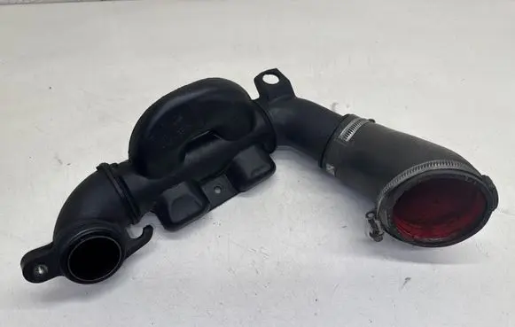 Ford Focus Intercooler hose/pipe 9657083680