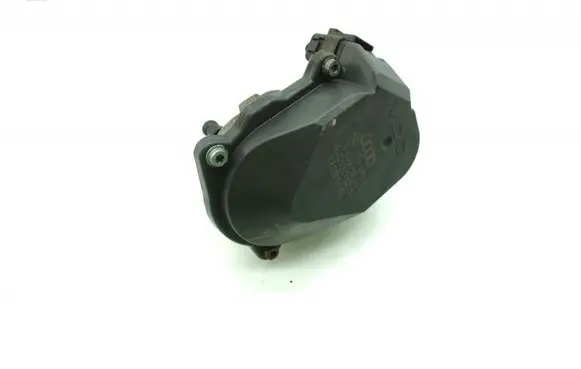 Audi A3 S3 A3 Sportback 8P Intake manifold 06F133482E
