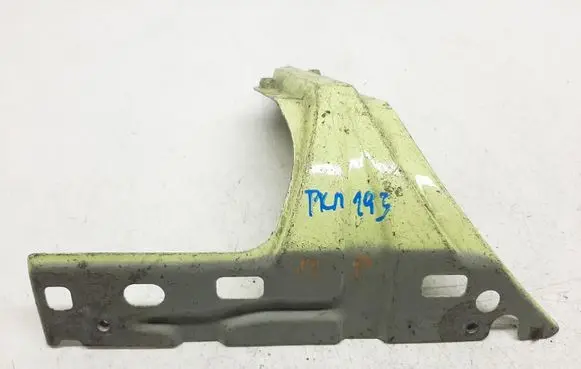 Volkswagen Touran III Fender mounting bracket 1T0821136