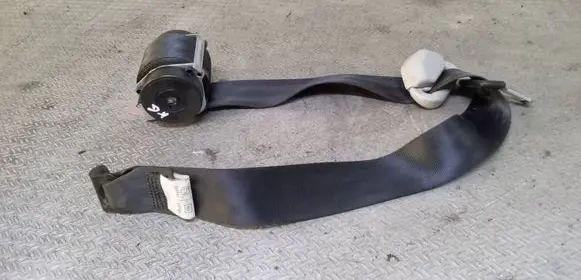 Toyota Verso Rear seatbelt 733700F020