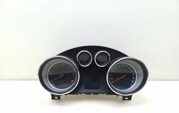Opel Insignia A Speedometer (instrument cluster) 20970768
