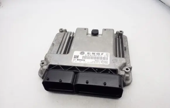 Volkswagen PASSAT CC Engine control unit/module ECU 06J906026AF 0261201954