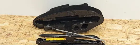 Jaguar XJ X350 Tool set 2W9A17B043 2W9A17B043AD