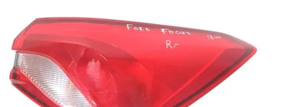 Ford Focus Rear/tail lights JX7B13404AF