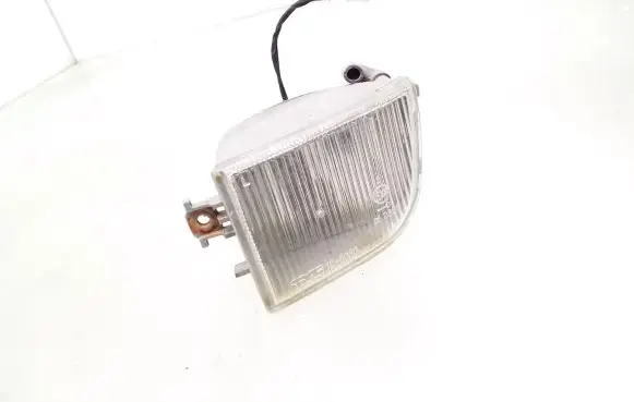 Volkswagen PASSAT B4 Front indicator light 125060B
