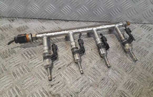 Skoda Fabia Mk2 (5J) Fuel injectors set 03F133320C 439520053