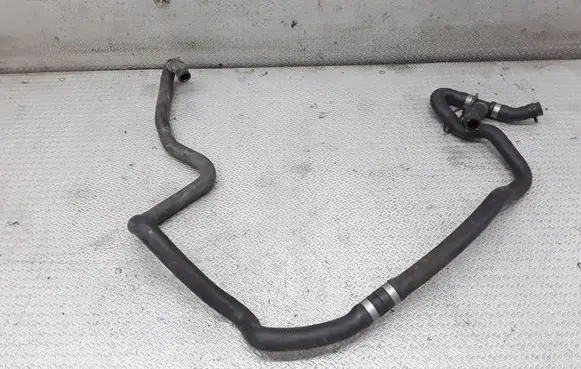 Mercedes-Benz S W220 Engine coolant pipe/hose