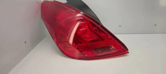 Peugeot 308 Rear/tail lights 9680425980