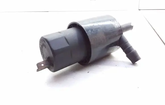 Mercedes-Benz Vito Viano W638 Headlight washer pump 