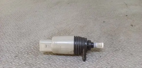 BMW 1 E81 E87 Windscreen/windshield washer pump 6934159