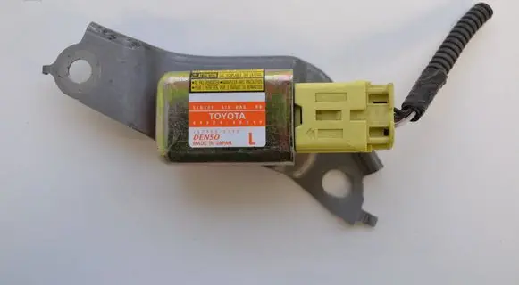 Lexus RX 330 - 350 - 400H Airbag deployment crash/impact sensor 8983448010