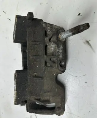 Ford Focus Engine mounting bracket 3M516030AE