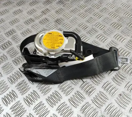 Toyota Prius (XW50) Rear seatbelt 7337047050C0