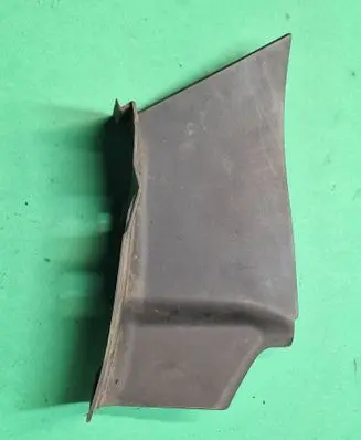 Ford Kuga I Rear/tail light trim molding 8V4113N553A D2L4A