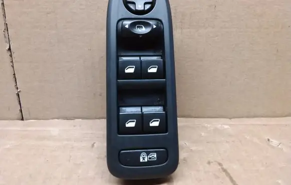 Peugeot 508 Electric window control switch 98026370ZD