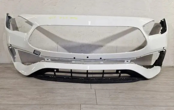 Mercedes-Benz GLA H247 Front bumper