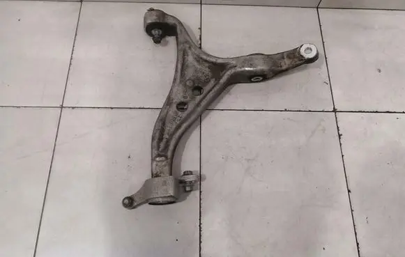 Mercedes-Benz GLE (W166 - C292) Front control arm A2923300800