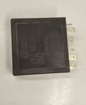 Volkswagen Golf IV Other relay 4B0955531A 72WA401