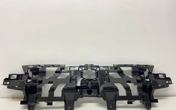 Renault Scenic E-Tech V Front bumper mounting bracket 620323888R