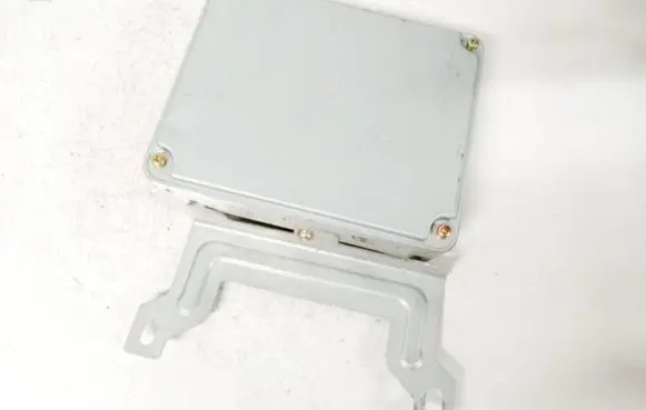 Mazda 626 Engine control unit/module rf2a18881d 275800-5033