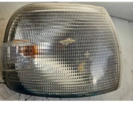 Volkswagen Transporter - Caravelle T4 Front indicator light 6R01495