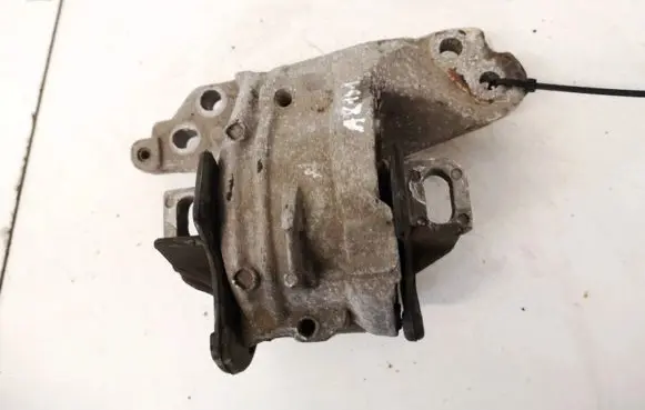 Citroen C5 Engine mount bracket