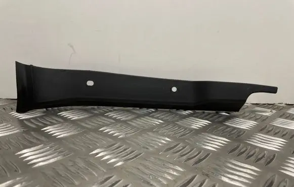 BMW 1 F20 F21 Rear/tail light trim molding 7300664