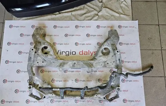 BMW 1 E81 E87 Front subframe 526028257