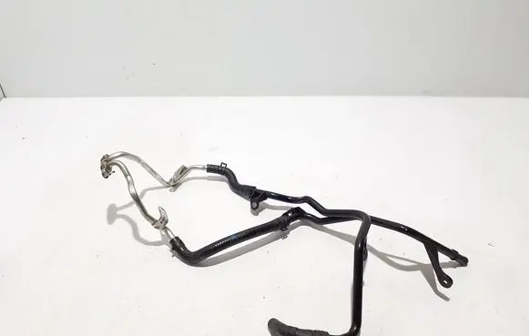 Cupra Formentor Engine coolant pipe/hose 05E122447AA